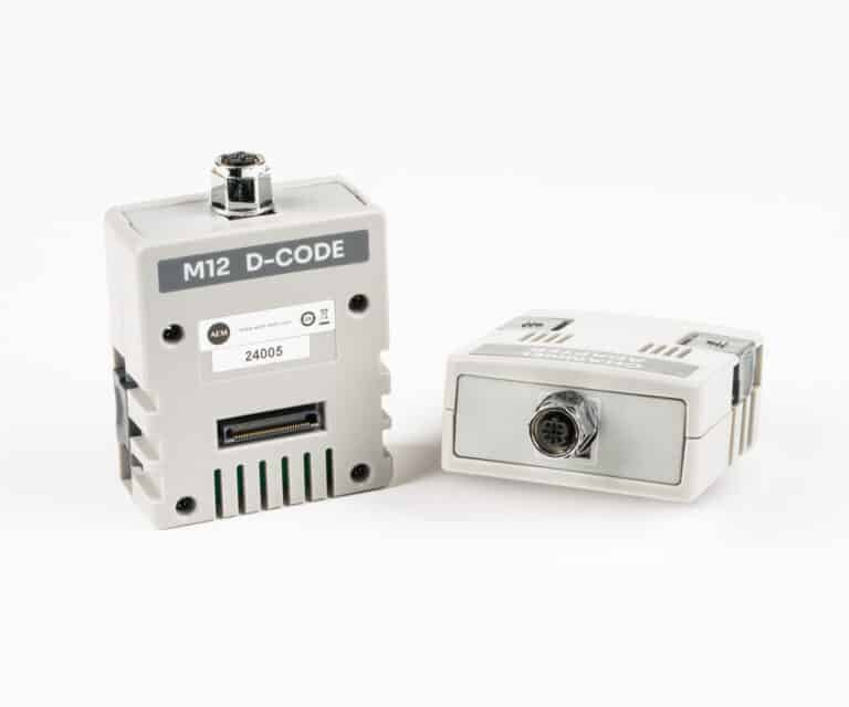 AD_M12_D-CODE-768x640